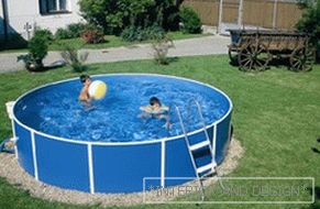 Round children's pool