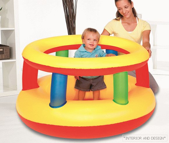 Children's playpen inflatable 3