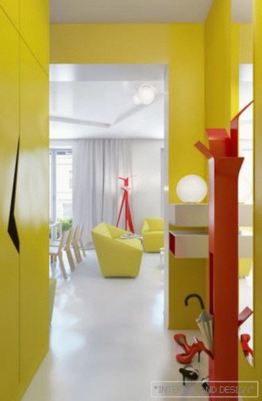 Yellow hallway design in a small corridor