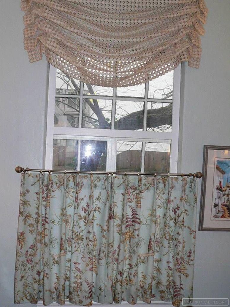 Roman curtains in retro style 1