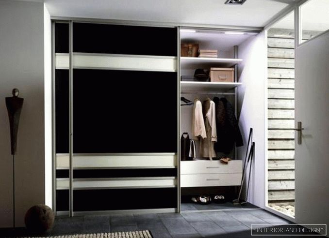 Features of a sliding wardrobe for a hall