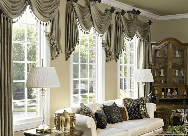 Curtains for the living room in a classic style 9