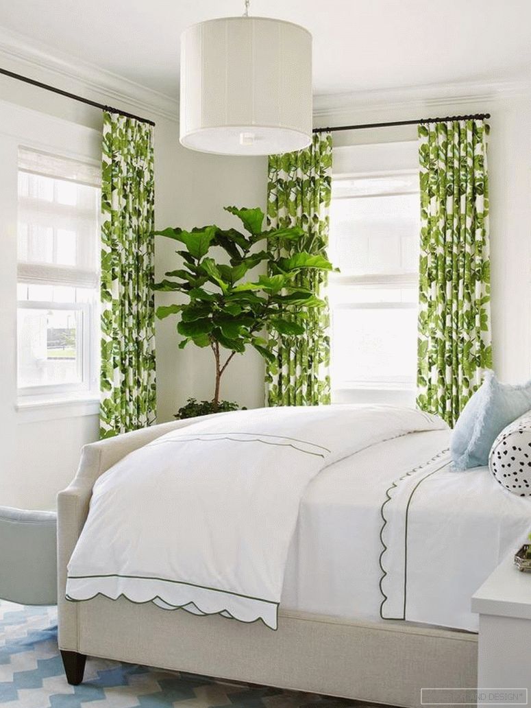 Green curtains для спальни 1