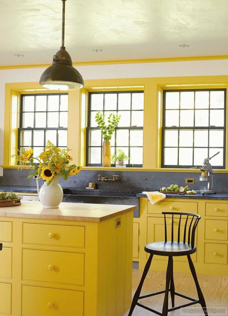 Yellow color in the interior 4