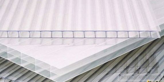 Polycarbonate for greenhouses