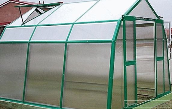 Polygonal greenhouse