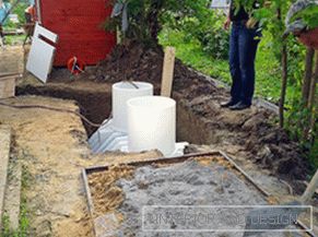 We are starting to build a toilet from the foundation